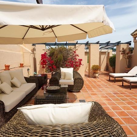La Cartuja Del Golf Apartment Естепона Екстериор снимка